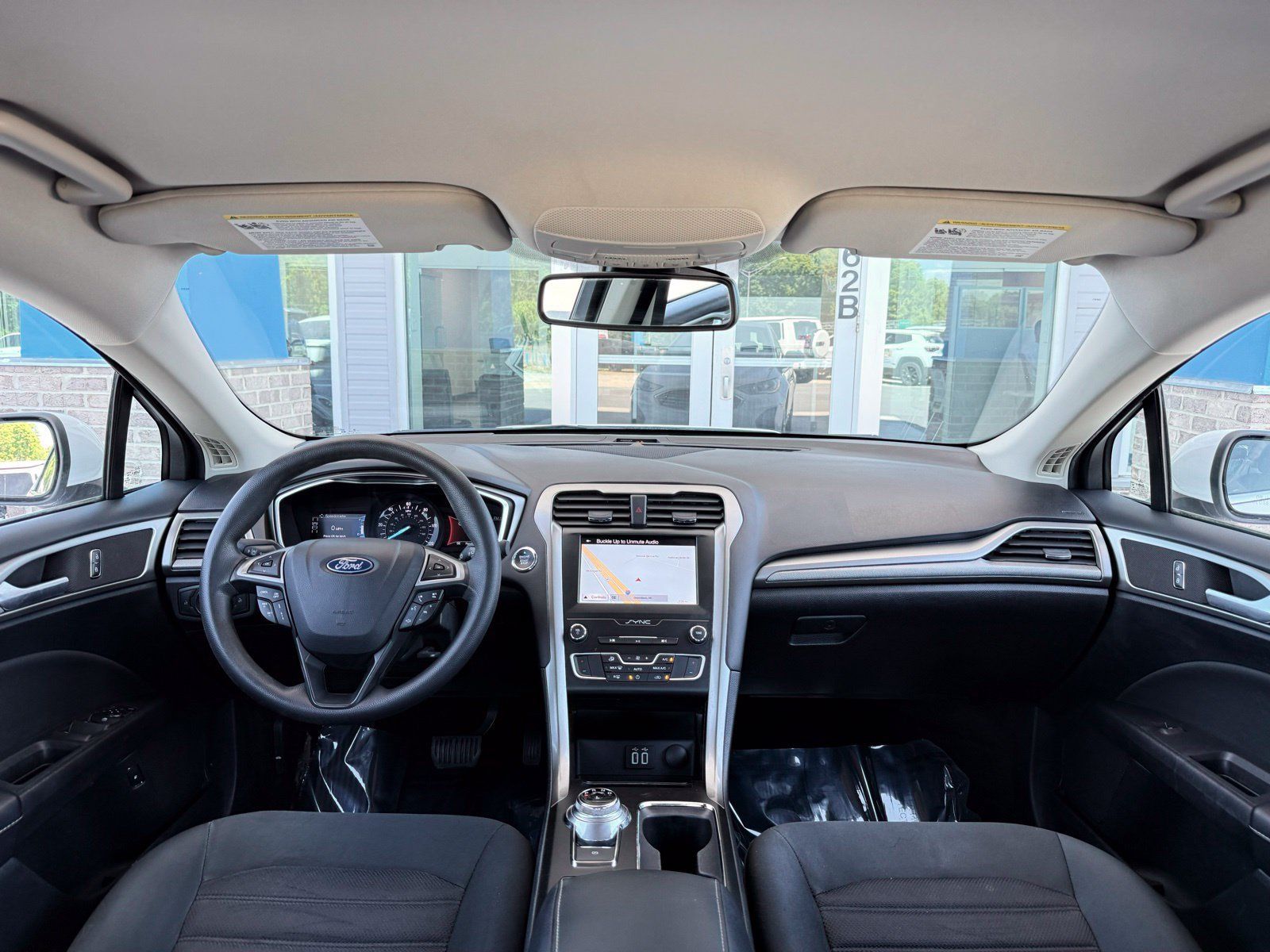 Used 2019 Ford Fusion SE FWD image 26
