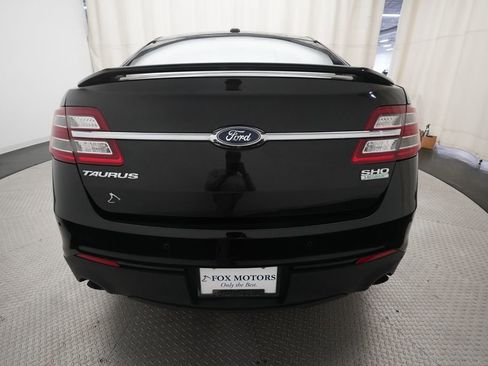 Used 2017 Ford Taurus SHO AWD/4WD image 27