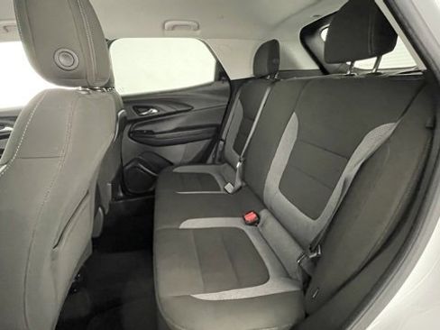 Used 2022 Chevrolet TrailBlazer LT w/ Convenience Package image 41