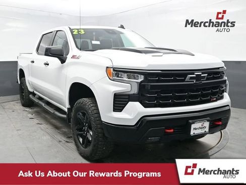 Used 2023 Chevrolet Silverado 1500 LT Trail Boss w/ Protection Package AWD/4WD image 1