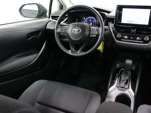 Used 2026 Toyota Corolla LE FWD image 27