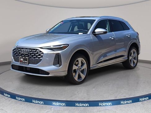 New 2026 Audi Q5 Premium AWD/4WD image 1