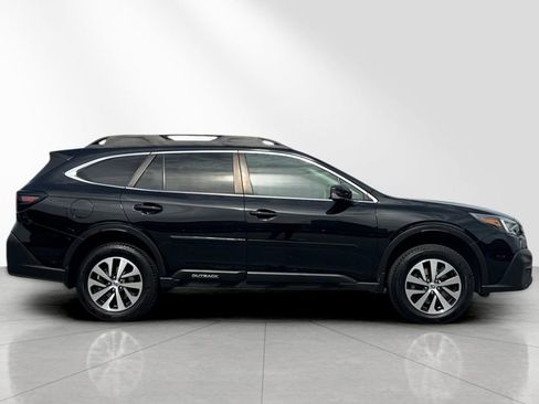 Used 2020 Subaru Outback Premium AWD/4WD image 2