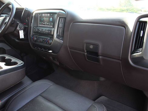 Used 2018 Chevrolet Silverado 1500 LT w/ Texas Edition AWD/4WD image 19
