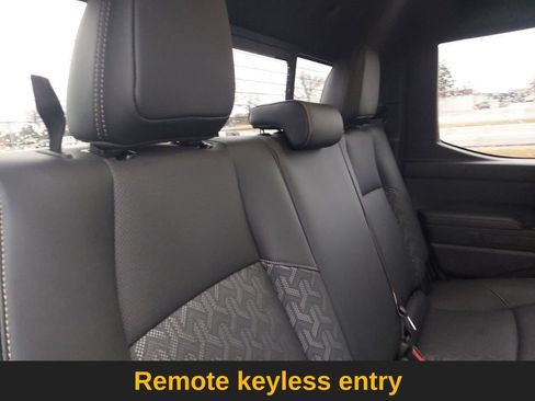 Used 2025 Toyota Tacoma Limited image 22