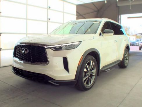 Used 2023 INFINITI QX60 Luxe w/ Cargo Package AWD/4WD image 2