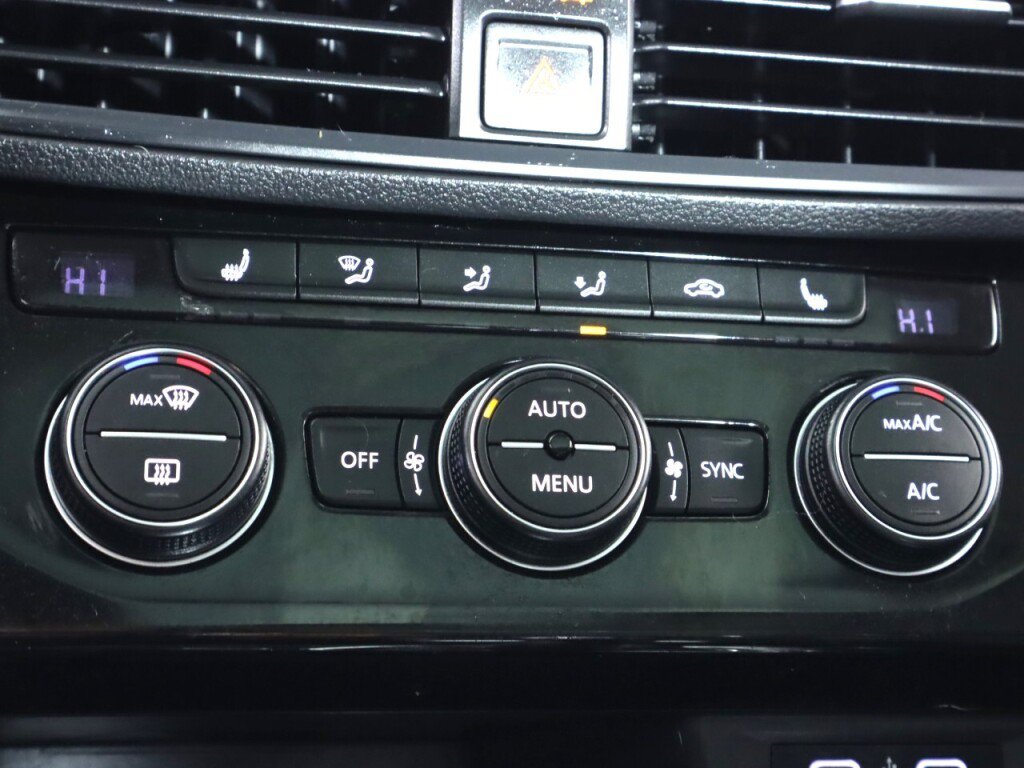 Used 2021 Volkswagen Jetta SE FWD image 20