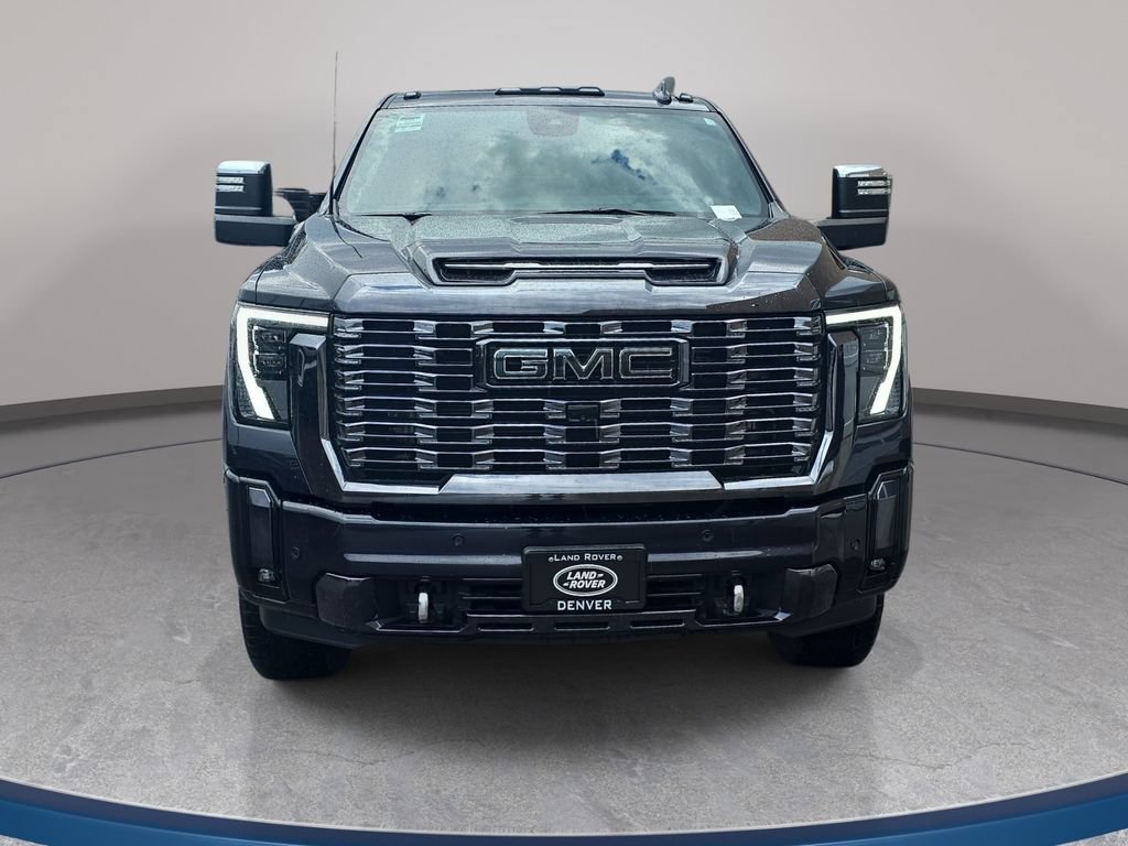 Used 2024 GMC Sierra 2500 Denali Ultimate w/ Max Trailering Package AWD/4WD image 3