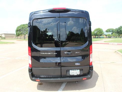 Used 2025 Ford Transit 350 XLT RWD image 4