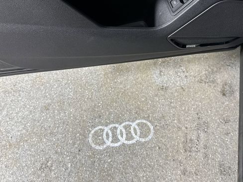 Used 2025 Audi Q3 2.0T Premium Plus w/ Premium Plus Package image 19