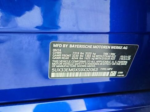 Used 2025 BMW X7 M60i image 69