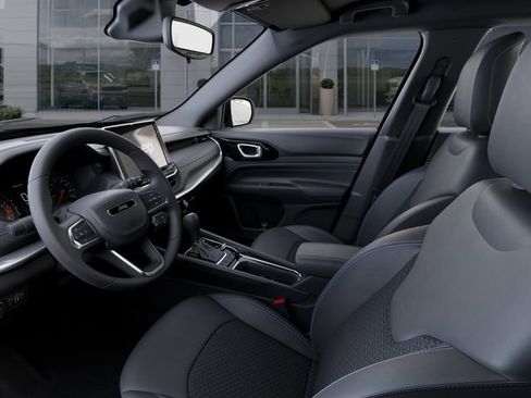New 2026 Jeep Compass Latitude image 22