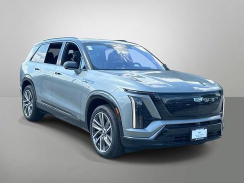 New 2027 Cadillac Vistiq Sport w/ LPO, Floor Liner Package AWD/4WD image 13