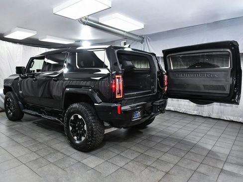 Used 2025 GMC Hummer EV 2X w/ Extreme Off-Road Package AWD/4WD image 64