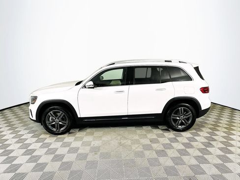Used 2026 Mercedes-Benz GLB 250 image 4