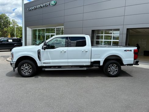 Used 2025 Ford F250 Lariat AWD/4WD image 7