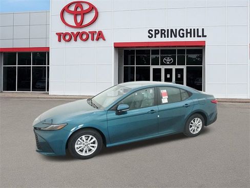 New 2026 Toyota Camry LE image 2