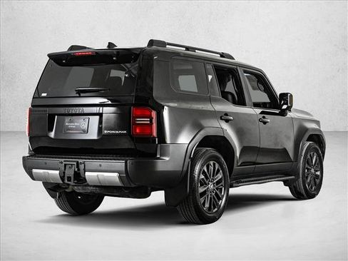 Used 2025 Toyota Land Cruiser image 5