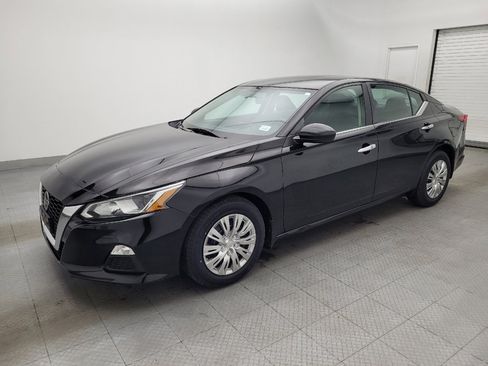Used 2019 Nissan Altima 2.5 S image 2