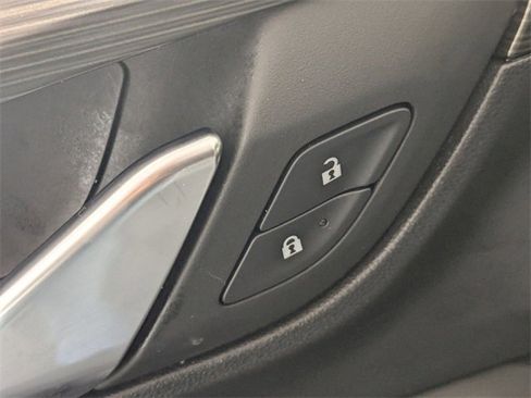 Certified 2023 GMC Terrain SLE w/ Driver Convenience Package image 11