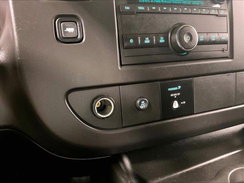 Used 2024 Chevrolet Express 2500 w/ Driver Convenience Package image 25
