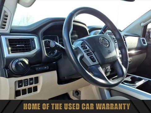 Used 2017 Nissan Titan SV image 16