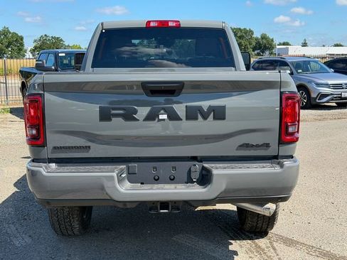 New 2026 RAM 2500 Big Horn AWD/4WD image 11