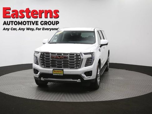 Used 2025 GMC Yukon XL Denali AWD/4WD image 60