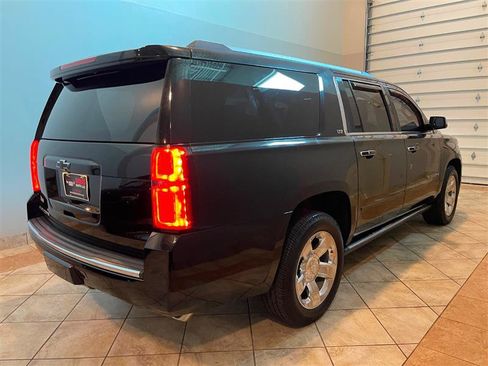 Used 2015 Chevrolet Suburban LTZ AWD/4WD image 7
