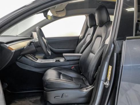 Used 2021 Tesla Model Y 2WD image 5