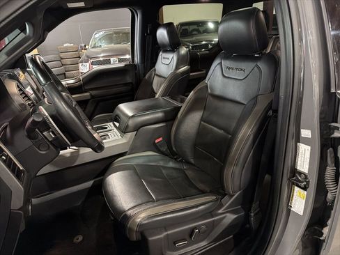 Used 2018 Ford F150 Raptor w/ Equipment Group 802A Luxury AWD/4WD image 19