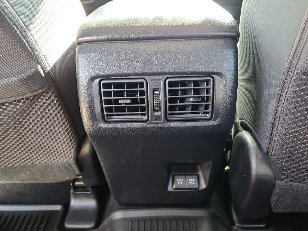 Used 2022 Toyota 4Runner SR5 AWD/4WD image 27