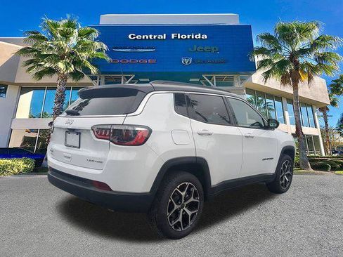 Certified 2025 Jeep Compass Limited AWD/4WD image 5