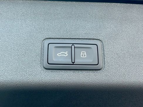 New 2026 Audi Q3 quattro 2.0T AWD/4WD image 35