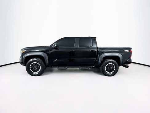 Used 2024 Toyota Tacoma TRD Off-Road image 6