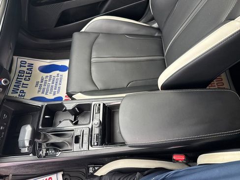 Used 2025 Kia K5 GT-Line image 35