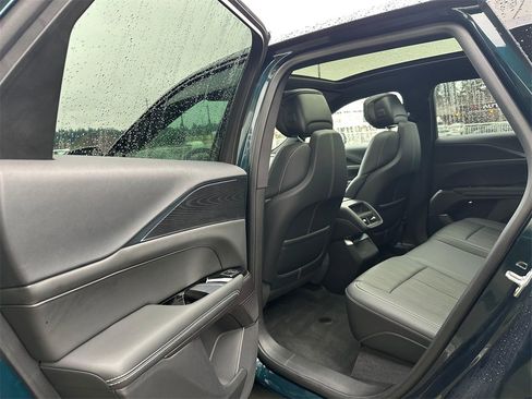 Certified 2024 Cadillac Lyriq Sport image 17