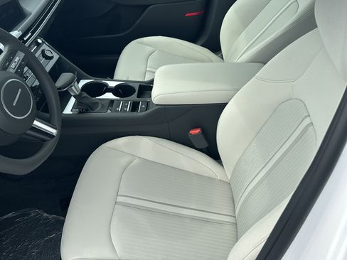 New 2026 Hyundai Sonata SE FWD image 17