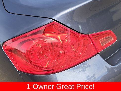 Used 2012 INFINITI G37 Journey w/ Premium Pkg image 36
