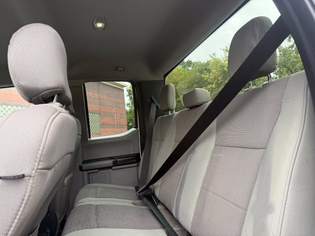 Used 2020 Ford F350 XLT w/ Camper Package AWD/4WD image 15