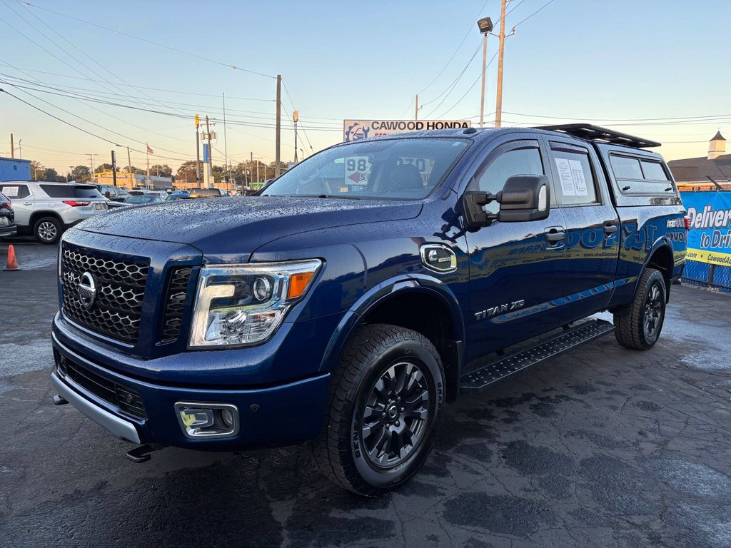 Used 2019 Nissan Titan PRO-4X AWD/4WD image 11