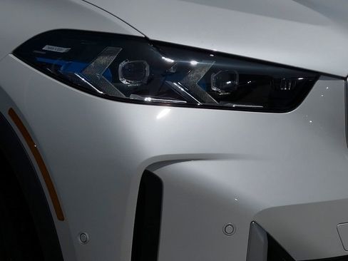 New 2026 BMW X5 sDrive40i w/ Premium Package RWD image 5