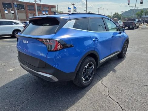 Certified 2026 Kia Sportage EX w/ EX Panorama Roof Package AWD/4WD image 7