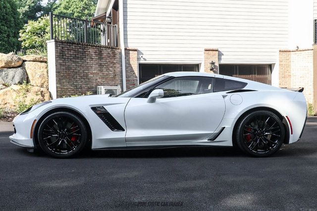 Used 2016 Chevrolet Corvette Z06 w/ 2LZ Preferred Equipment Group RWD image 15