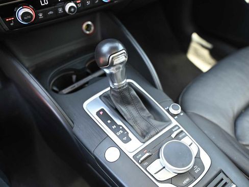 Used 2016 Audi A3 e-tron Premium Plus w/ Premium Plus Package FWD image 18