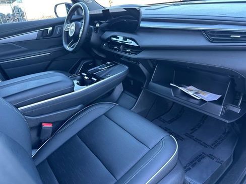 Used 2025 Buick Enclave Sport Touring image 38