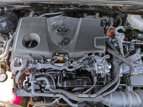 Used 2025 Toyota Camry SE FWD image 34