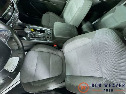 Used 2023 Chevrolet Traverse LT AWD/4WD image 26