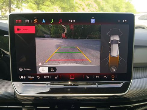 New 2026 Volkswagen GTI SE FWD image 20