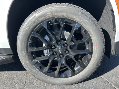 New 2026 Chevrolet Tahoe LS image 14